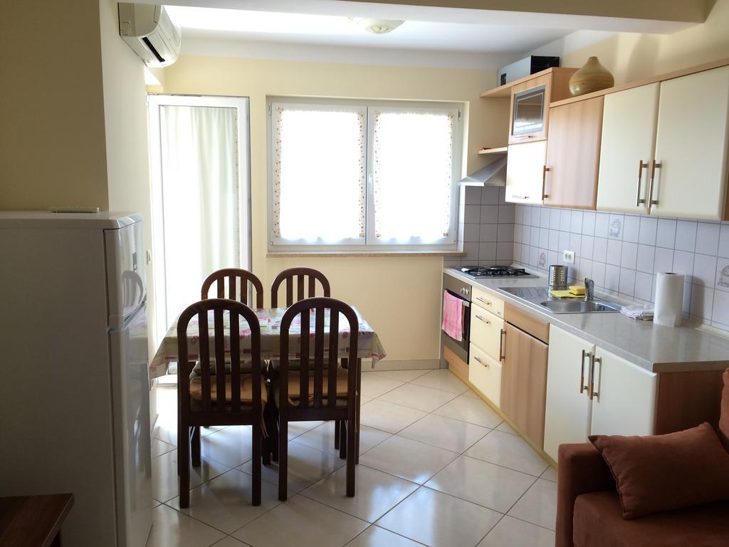 פורץ Kvajera Apartment מראה חיצוני תמונה
