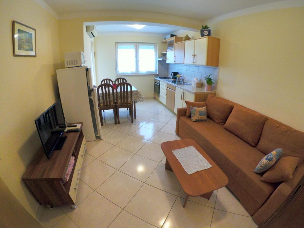פורץ Kvajera Apartment מראה חיצוני תמונה
